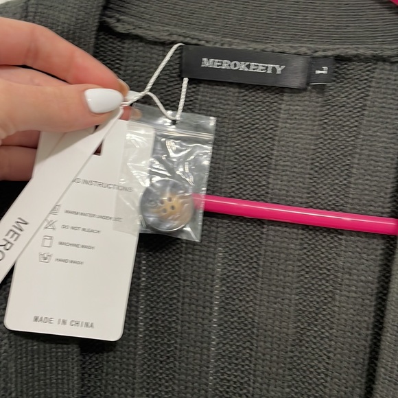 NWT oversized sweater cardigan - Picture 5 of 6